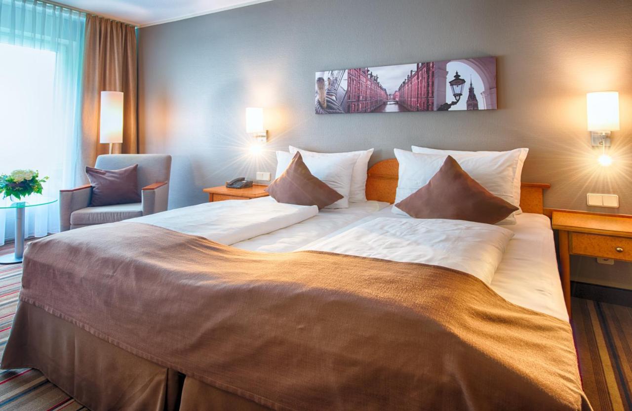 Leonardo Hotel Hamburg Airport Esterno foto