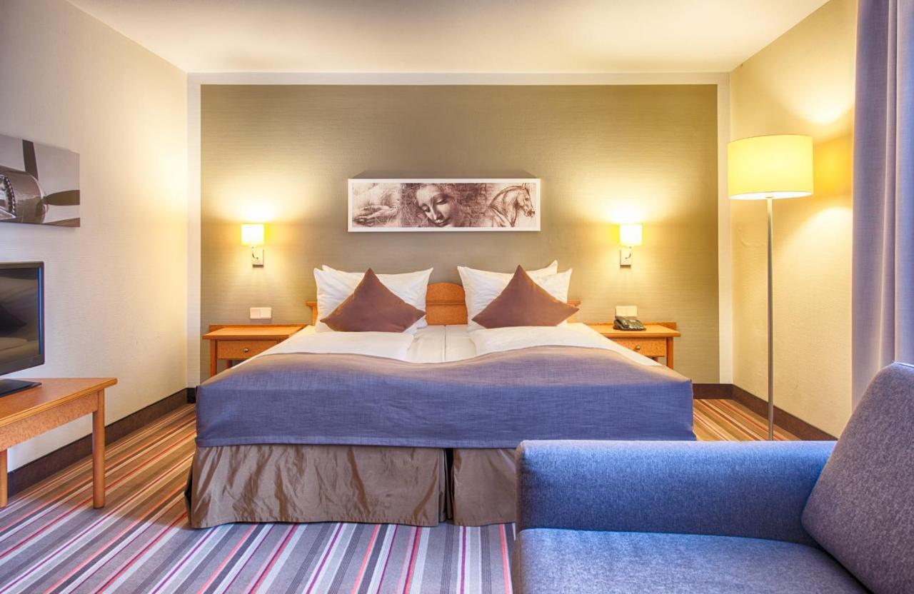 Leonardo Hotel Hamburg Airport Esterno foto