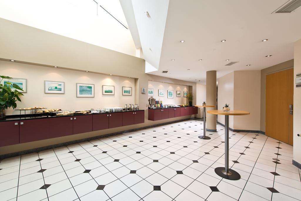 Leonardo Hotel Hamburg Airport Esterno foto